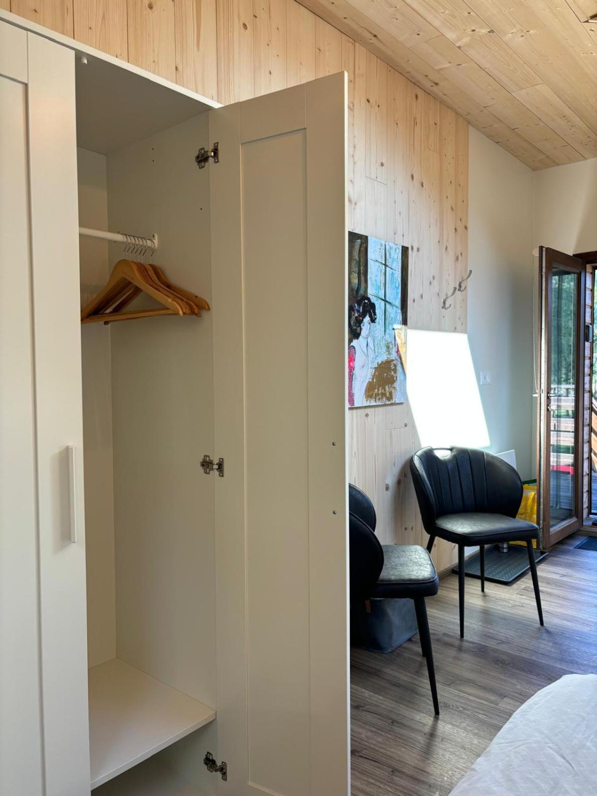 Sous Le Saule Apartamento Nods Exterior foto