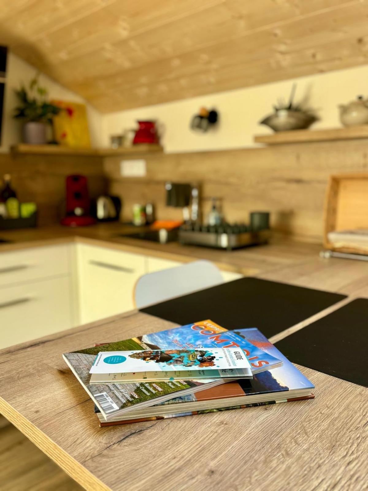 Sous Le Saule Apartamento Nods Exterior foto